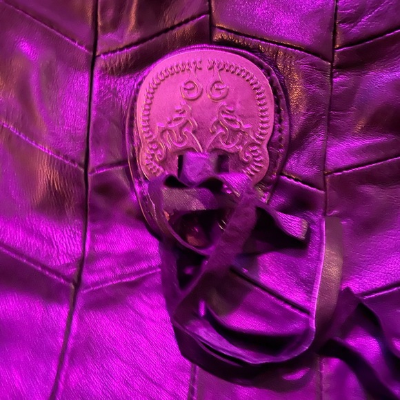 Used once leather and stainless steel - Picture 3 of 4